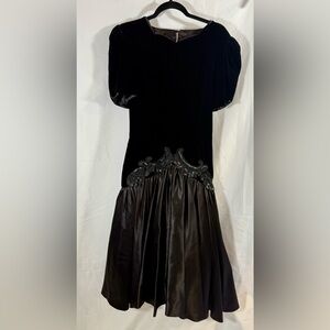 Vintage Karen Lucas For Niki Black Velvet And Satin Drop Waist Dress Size 12